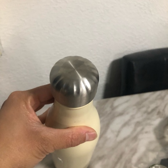 Rae Dunn Water bottle. Excellent condition. Beige color - Picture 4 of 4